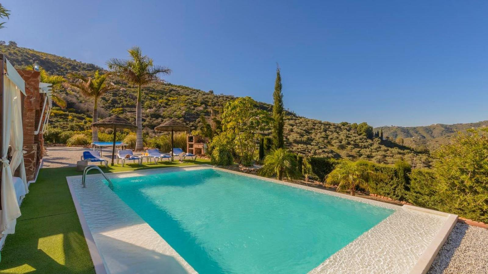 Villa Las Palmeras De Torrox By Ruralidays Экстерьер фото
