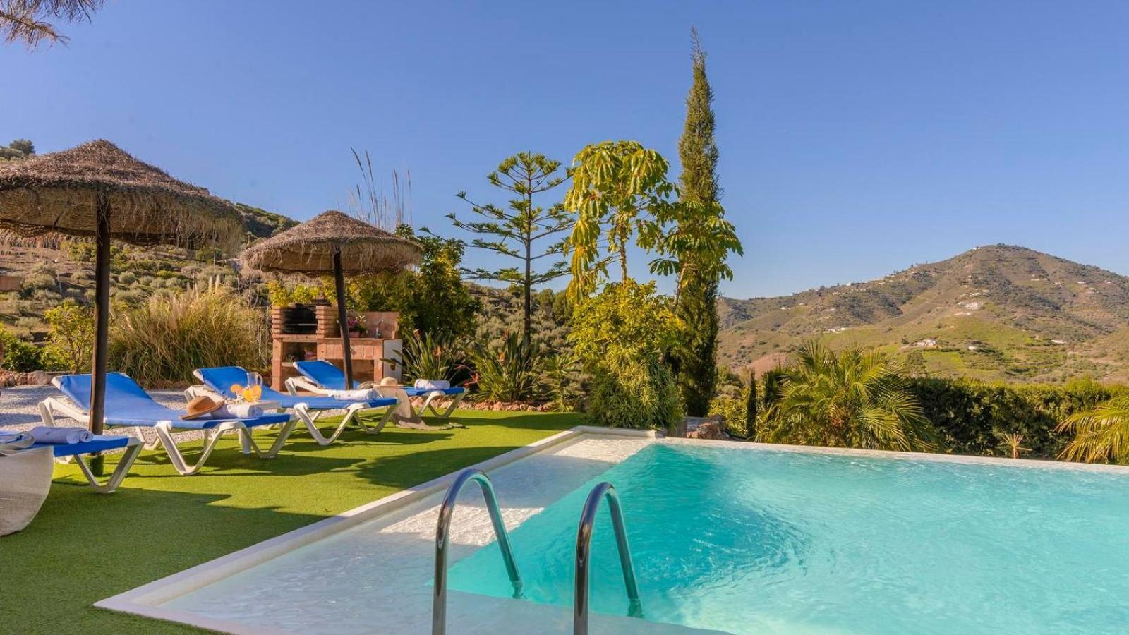 Villa Las Palmeras De Torrox By Ruralidays Экстерьер фото