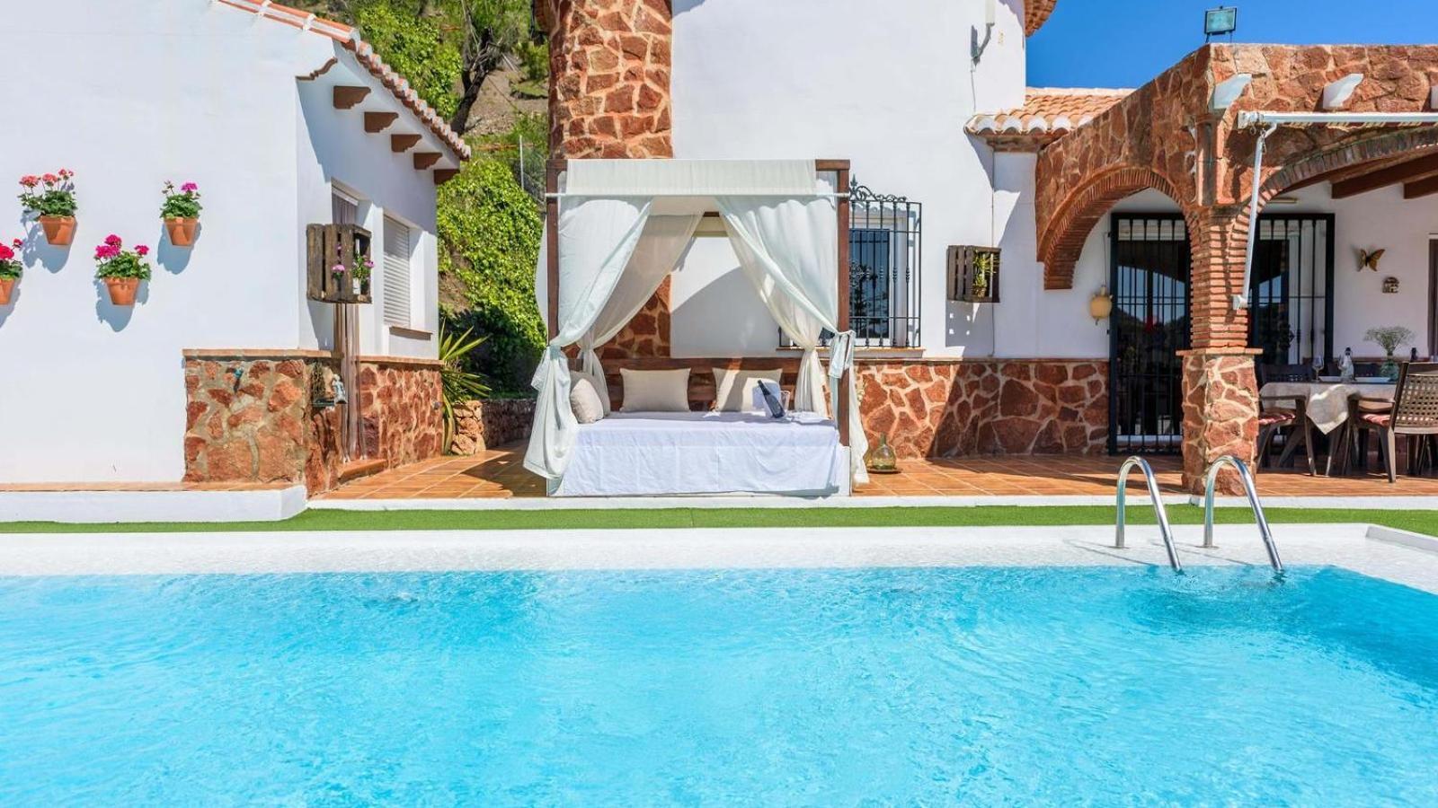 Villa Las Palmeras De Torrox By Ruralidays Экстерьер фото
