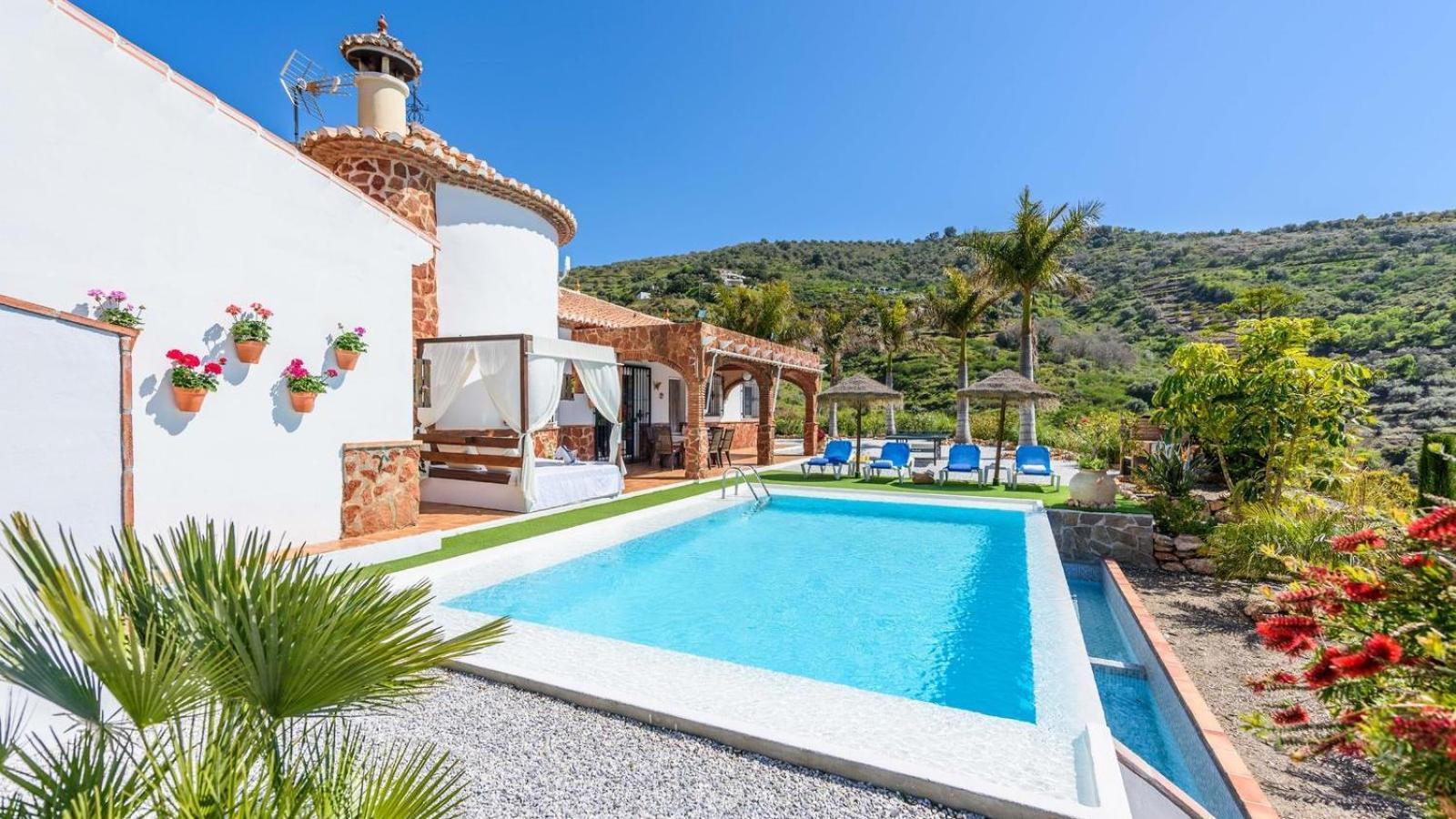 Villa Las Palmeras De Torrox By Ruralidays Экстерьер фото